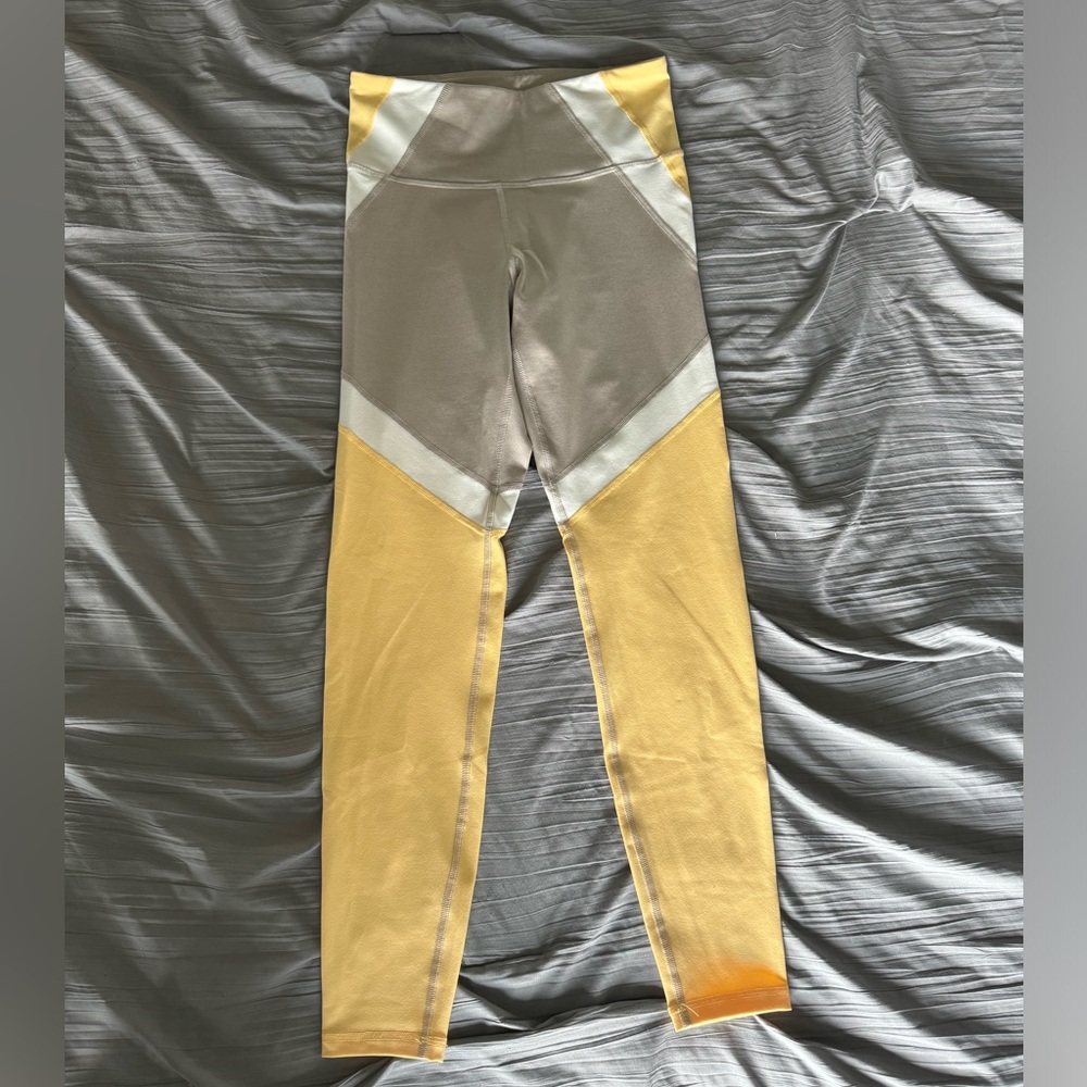 Old Navy Active Go Dry Leggings